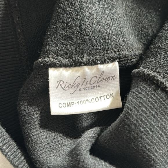 Ricky is Clown | Men's Sweater Size S (See measurements) - Picture 7 of 10